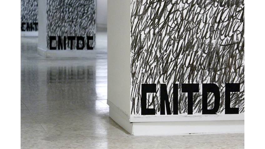 Site-specific Installation "Espacios del ENTRE". Freijo Gallery, 2021.