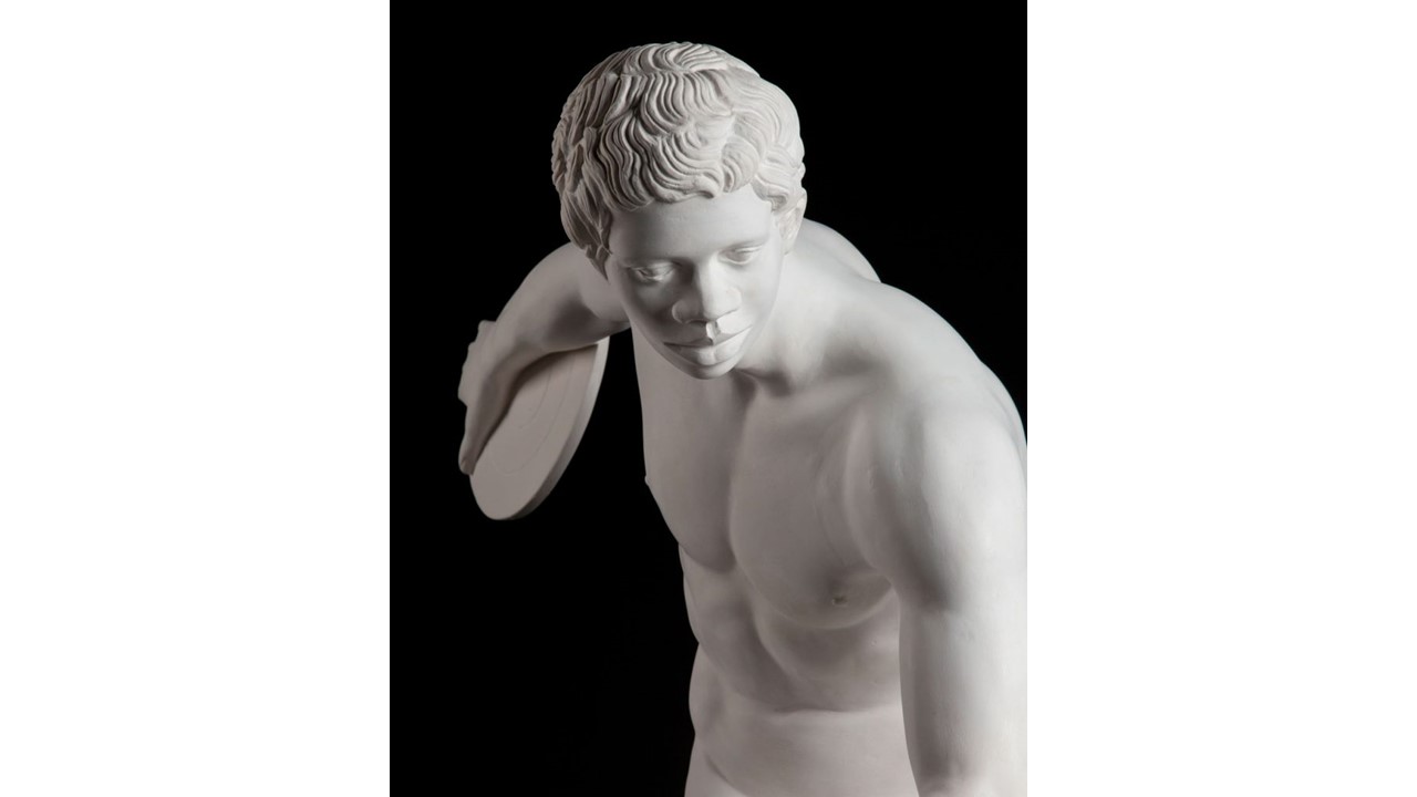 Discobolus-Detail (black), 2016. Plaster. 116,5 x 78 x 55cm