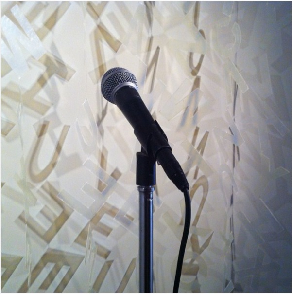 Detalle de la exposición "Silencios Frágiles"