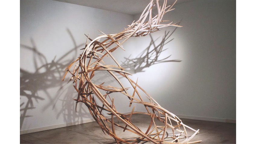 Fúrico (2020) Madera de tilo - 380x180x210cm
