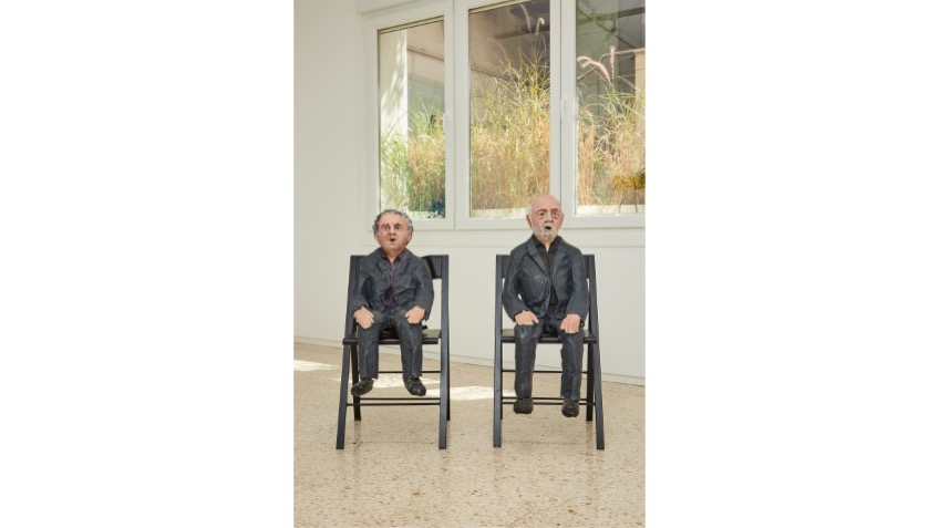 Las Opiniones, 2025. Instalación sonora y muñecos de papier maché. Medidas variables