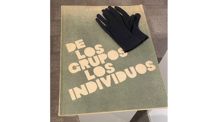 "De los grupos, los individuos", 1985, 46,6 x 34,4 cm.