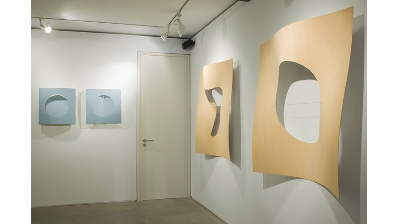 Installation view of Juan Cuenca's exhibition "Tension/Shape" at Freijo Gallery.