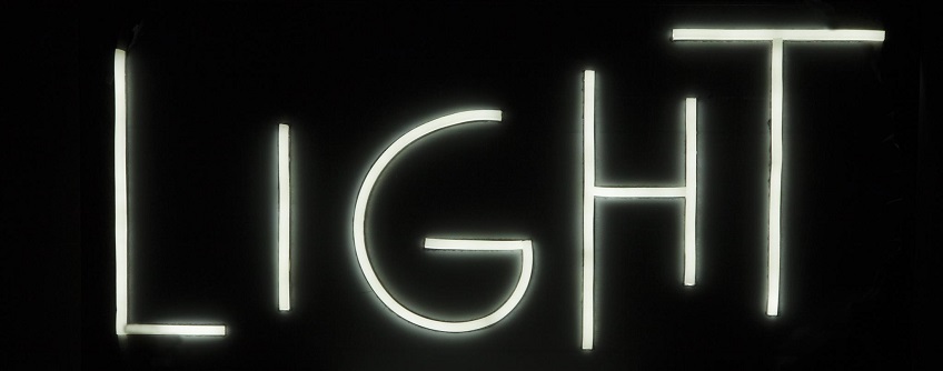 LIGHT. 2016. Mini Led Neon Flex sobre plancha de acero. 34,5 x 68 x 3 cm. Ed. 1/5