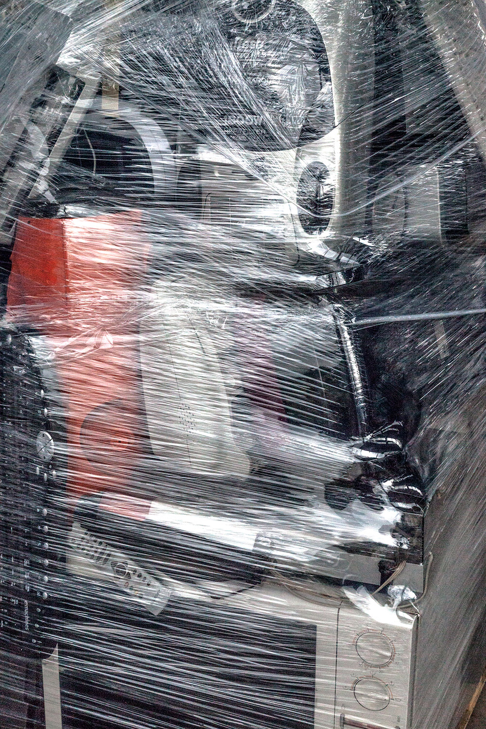Compressed life 28, 2014. Ed. de 3 + 1 A.P.