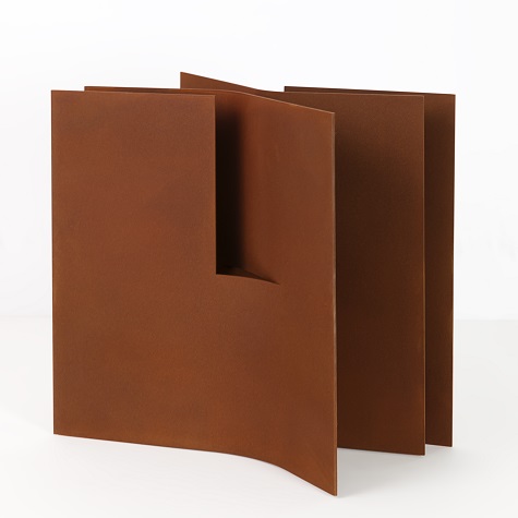 Topologías 3, 2018. Corten steel 40 x 38 x 22,5 cm.