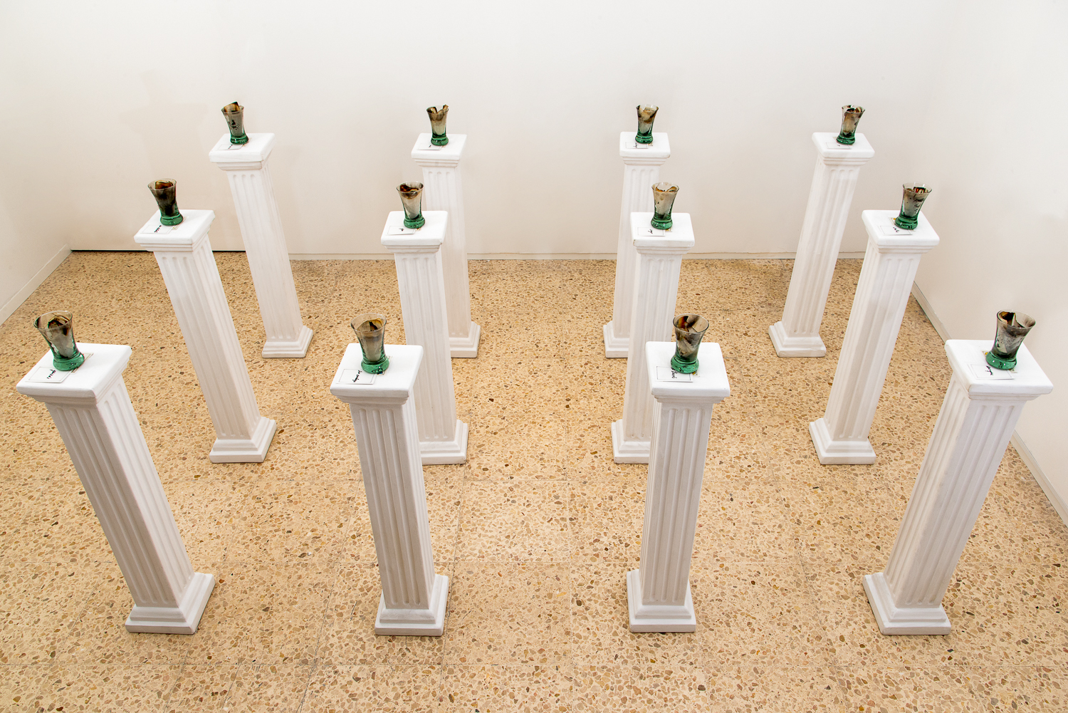Jerez Concha. Fragmentos de tiempo. 1984-86. Installation. Variable measures.