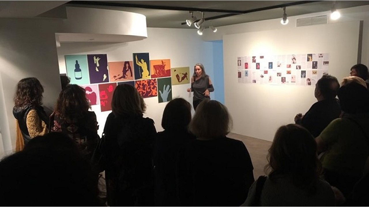 Photograph of the opening. María María Acha-Kutscher's exhibition "FluxusFeminis" .