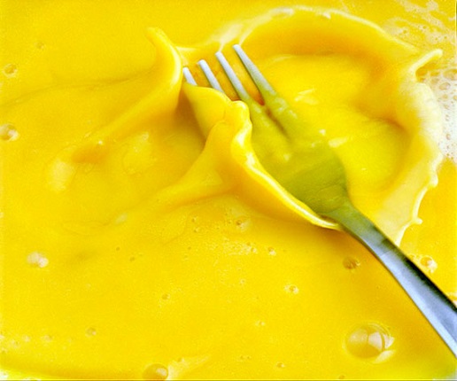 "Beaten Egg n ° 4", 1999. Inkjet on Hahnemühle cotton paper. 100 x 120 cm Ed. of 3 copies. 3/3