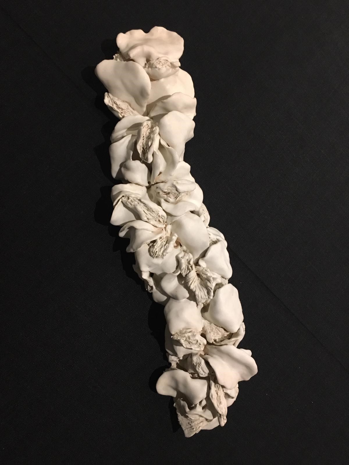 Vanitas Series, 2018. Unique piece
Glazed stoneware ceramic. 3.5 x 64 x 16 cm.