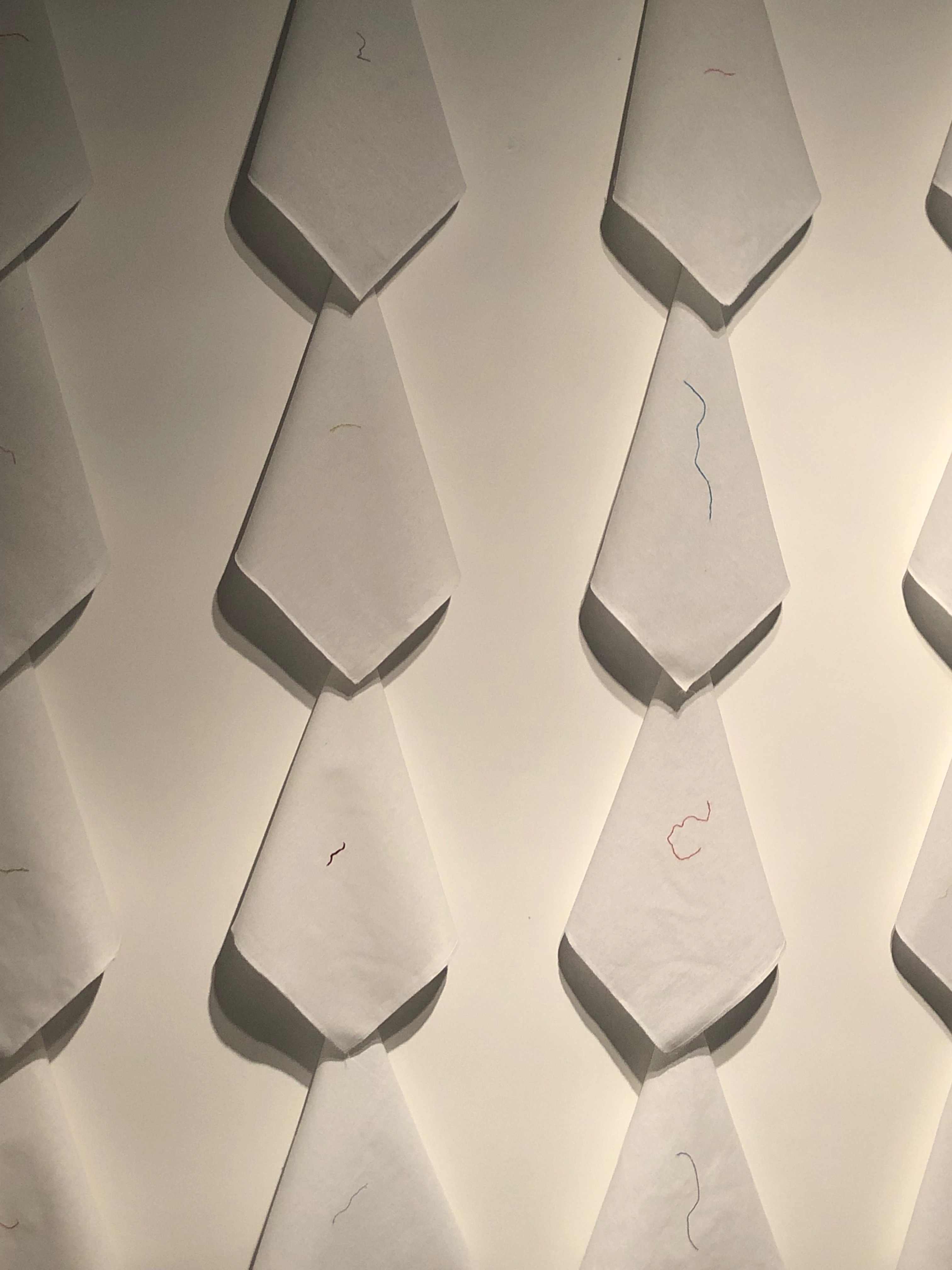 "Trazos Migratorios". 2014-2019. 24 Pieces of cloth hand embroidered. Unique piece. Dimensions variable. (Detail)