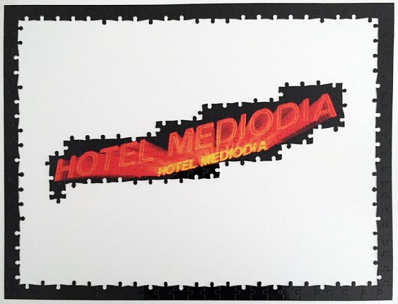 "HOTEL MEDIODÍA", 2019, Puzzle of 500 pieces, 45,7 x 61 cm, digital print on cardboard.
Edition 1/3 + AP
