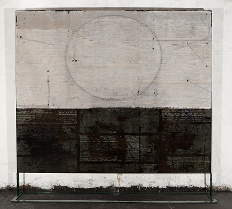 "Archive of ellipse and black texts", 2019. Oil and pigment on plywood, 232 x 244 cm.