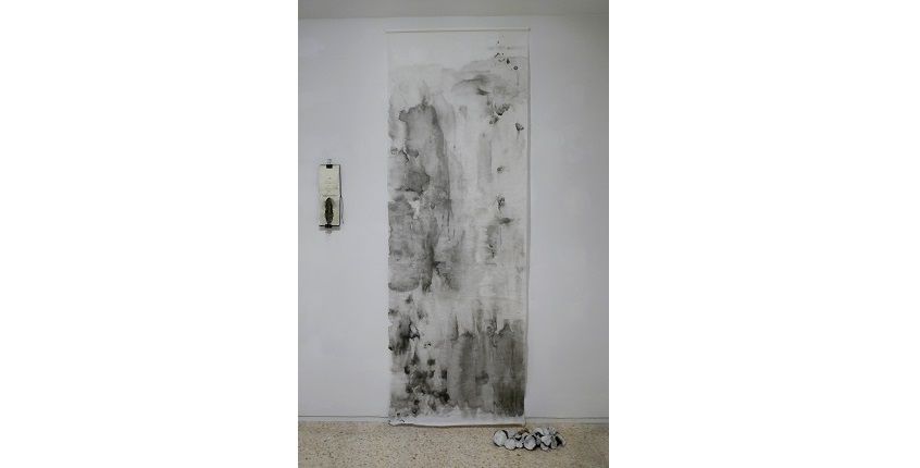 "S/T (Nocturno)", 2020. Tinta china sobre papel japonés. 280 x 96 cm.
