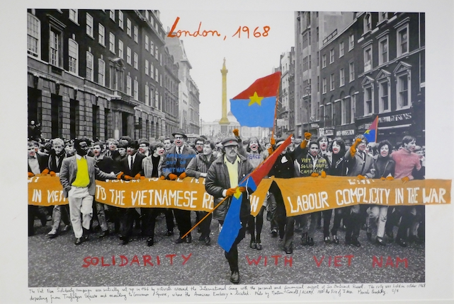 "London, 1968." From the series "1968: The Fire of Ideas," 2017. Black and white archival photograph © Martin Carroll, 1968, intervened with handwritten texts by the artist. Printed with hard pigment inks on Hahnemühle paper.
60 x 90 cm. Monotype. Ed. 7