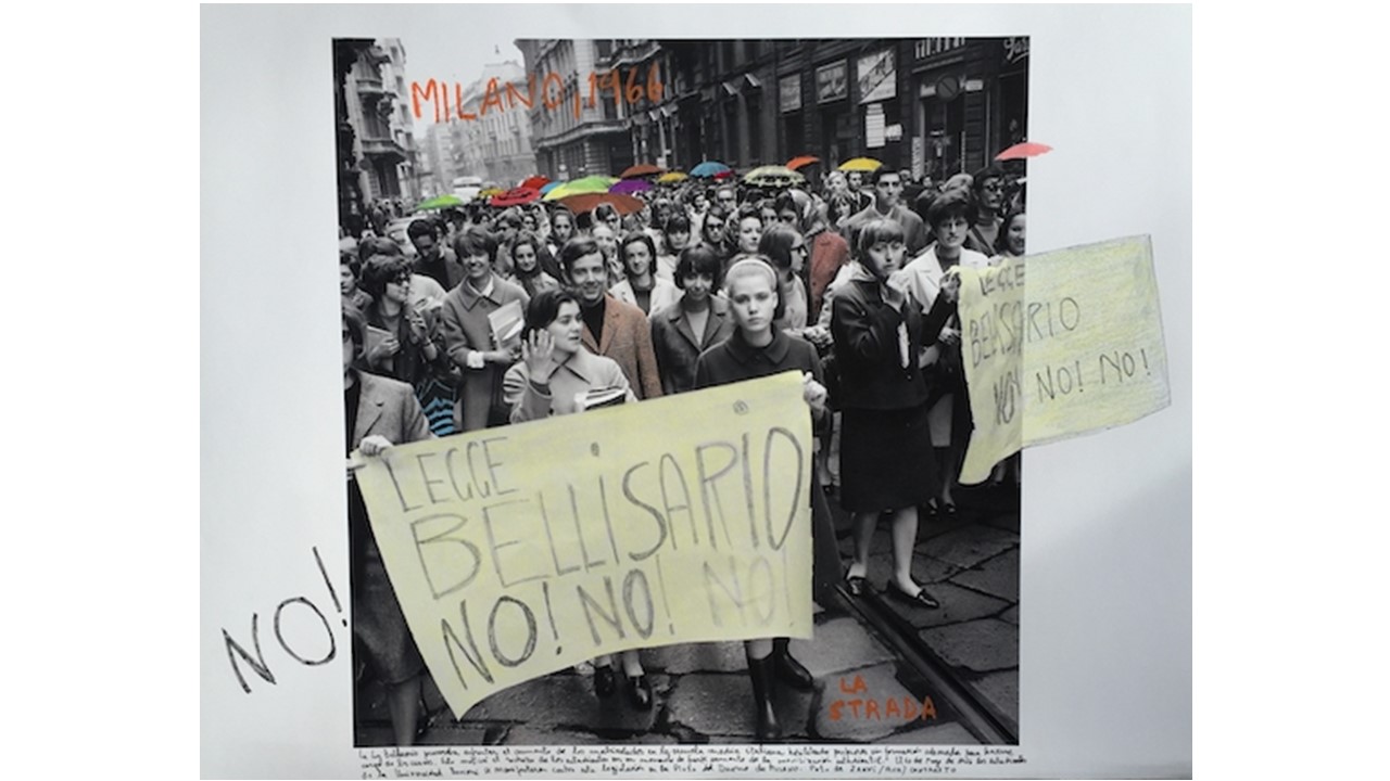"Milano, 1966". De la serie "1968: El fuego de las ideas", 2016. Fotografía de archivo en blanco y negro © Zanni-RCS-Constrasto, 1966, intervenida con textos manuscritos del artista.
En Galería Freijo, 2021.