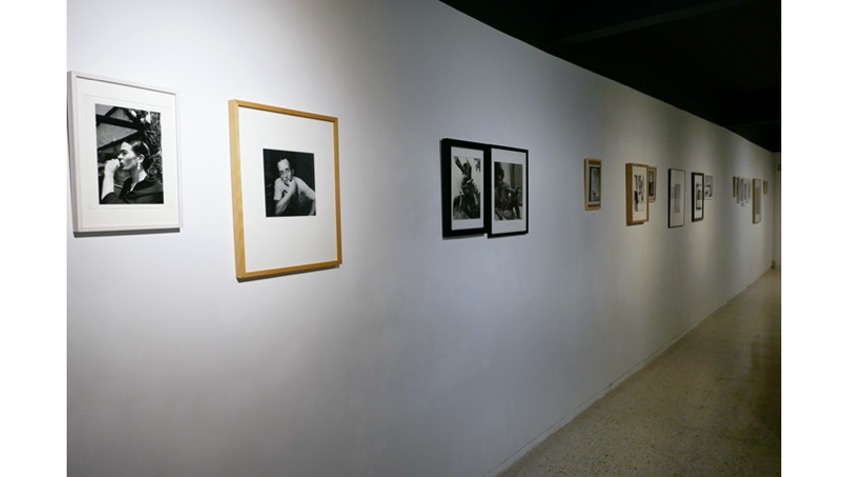 Vista de la exposición "Famosos y anónimos. Retratos" dentro del marco del Festival Off de PhotoESPAÑA 2022.