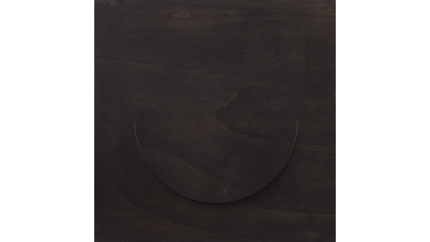 Letra U, de "Abecedario", 2021. Lámina de contrachapado de madera cortada a láser, tensada y pintada al óleo. 39,3 x 39,3 cm