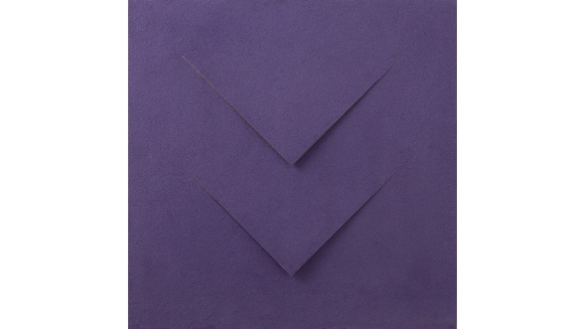 W,  "Abecedario", 2021. Lámina de contrachapado de madera cortada a láser, tensada y pintada al óleo. 39,3 x 39,3 cm