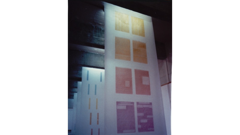 "LA VANGUARDIA 1980. PRECIO 25 PTS", 1980 -1981. Installation part. Variable measures. Size of each module: 1,03 x 2,83 cm.