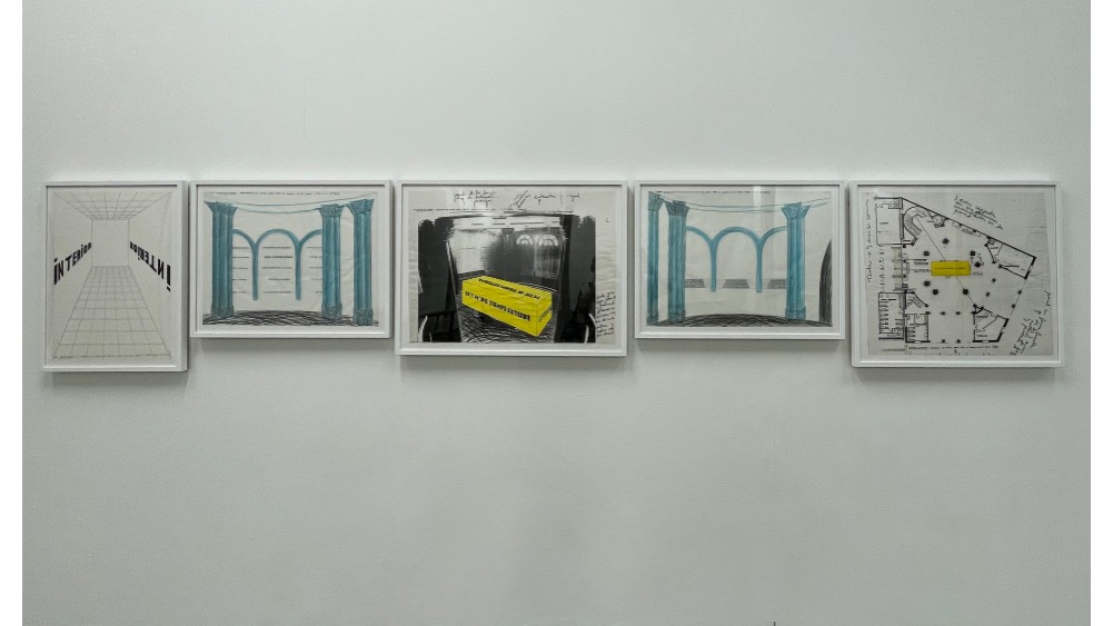 Exhibition view with the work "LÍMITES DE TIEMPO"