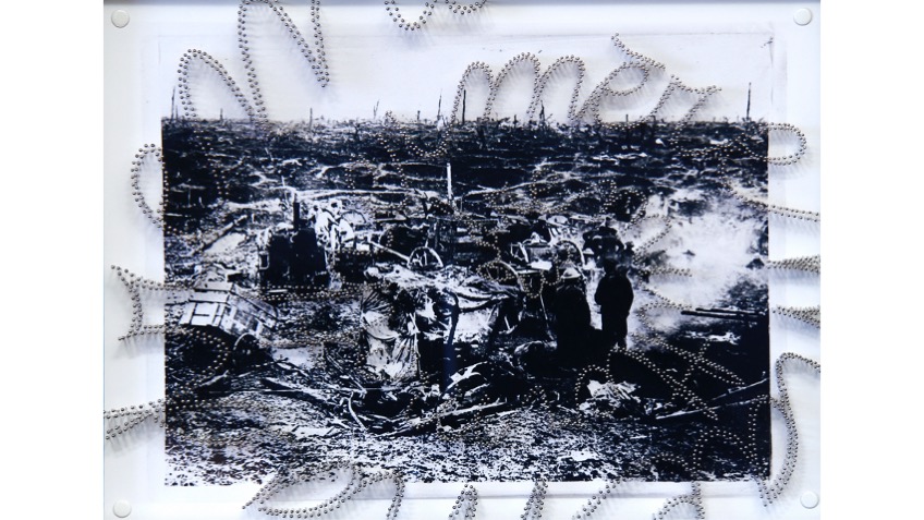 "La Gran Guerra 13", 1999. 36 x 46 x 7 cm.