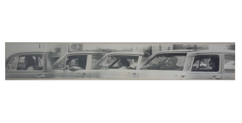 Felipe Ehrenberg. "Automopolis", 1978. Black and white photograph mounted on cardboard. 32.3 x 112 cm.