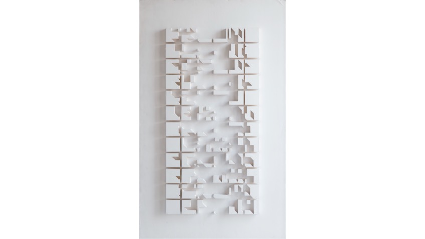 Elena Asins. Maqueta de la serie Scale. Proyecto para una ciudad. Ca. 1982-83. 139,3 x 84,2 x 3,6 cm