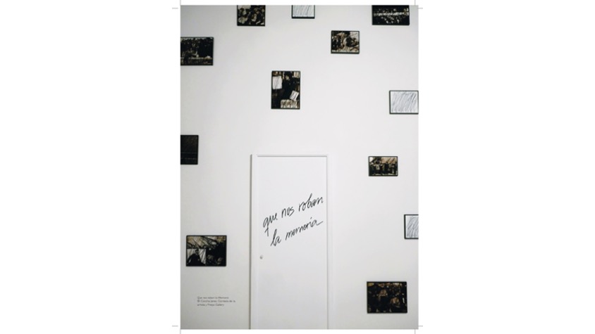 Instalación de Concha Jerez "Que nos roban la memoria", 2002, en la exposición "Mediciones de tiempos" en Galería Freijo en 2021.