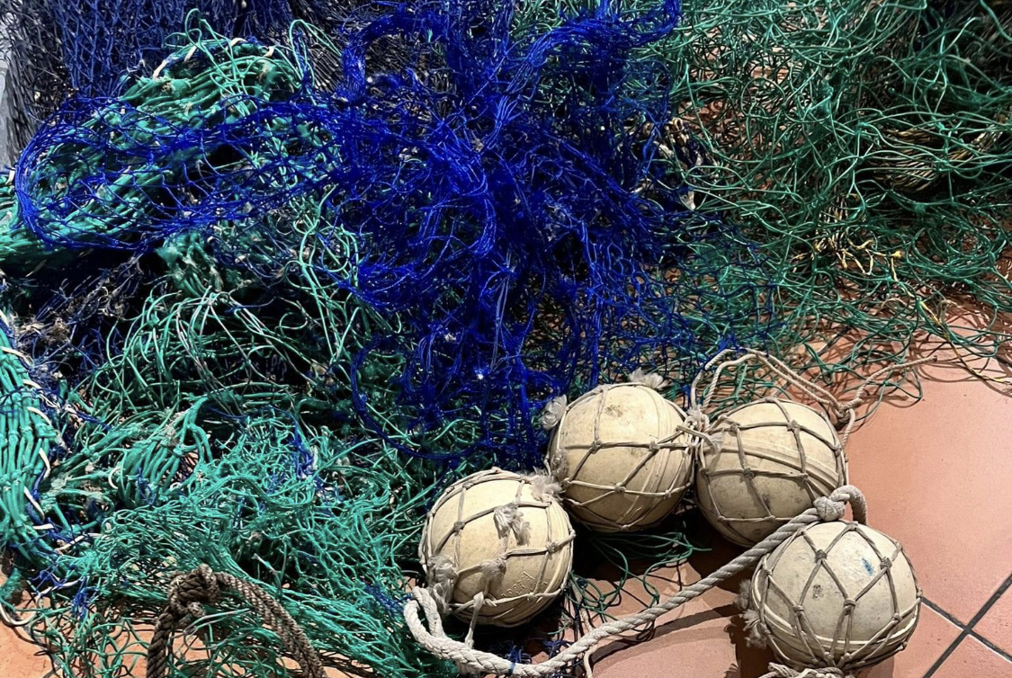 "Arte, Redes y Rederas" por Maribel Donmènech y Susana Guerrero en el Museo del Mar de Santa Pola